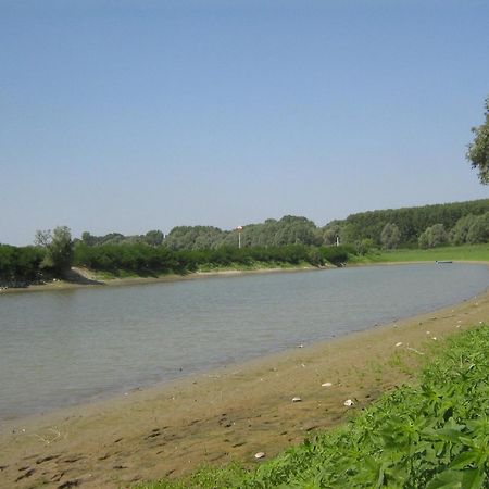 Hostiliae Ciminiera Hotel Ostiglia Dış mekan fotoğraf