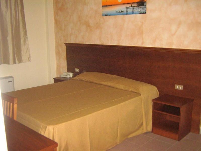 Hostiliae Ciminiera Hotel Ostiglia Dış mekan fotoğraf