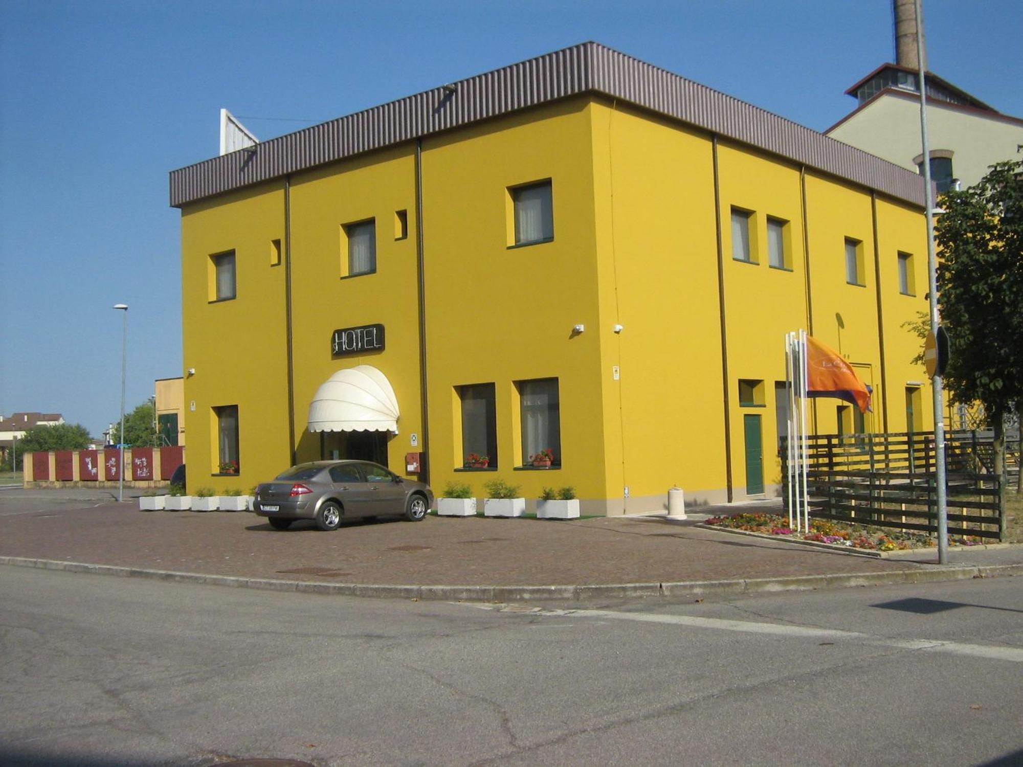 Hostiliae Ciminiera Hotel Ostiglia Dış mekan fotoğraf