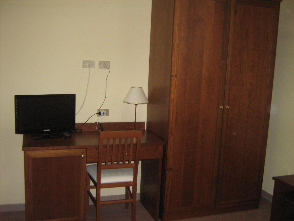 Hostiliae Ciminiera Hotel Ostiglia Oda fotoğraf